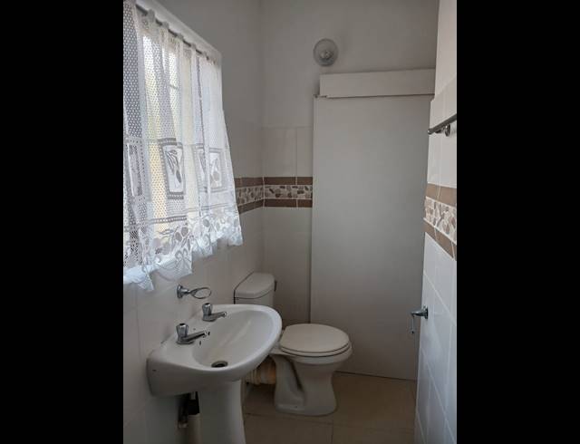 2 BEDROOM DUPLEX FOR SALE IN SCOTTBURGH CENTRAL